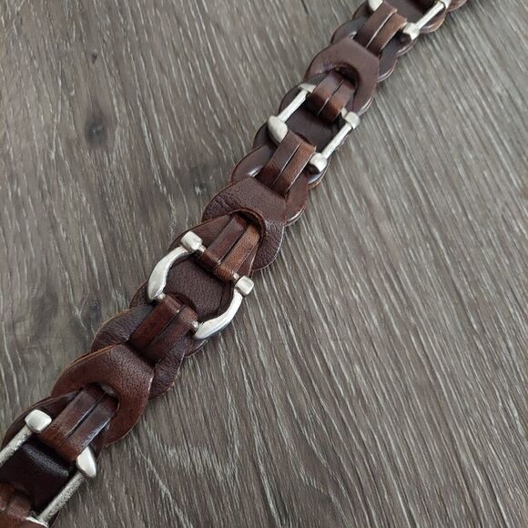 Gloria Vanderbilt Vintage Brown Leather Woven Belt Horseshoe Shaped Hardware M - Picture 5 of 7